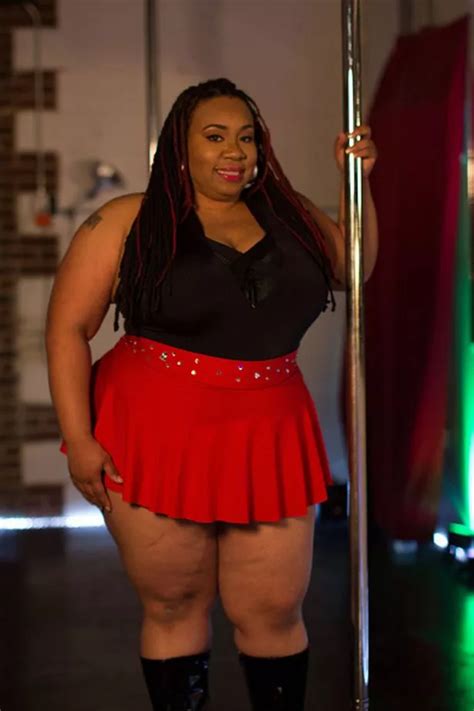 Queen Of Curves Offers Pole Dancing Lessons To Voluptuous Women