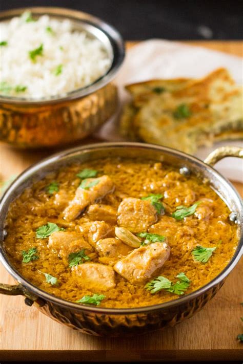 An authentic andhra recipe full of spice and rich gravy. Indian Chicken Korma Recipe | I Knead to Eat