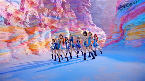 Twice gives us some fun holiday outfit ideas through 'i can't stop me' music video. Twice Eyes Wide Open Wallpapers - Wallpaper Cave