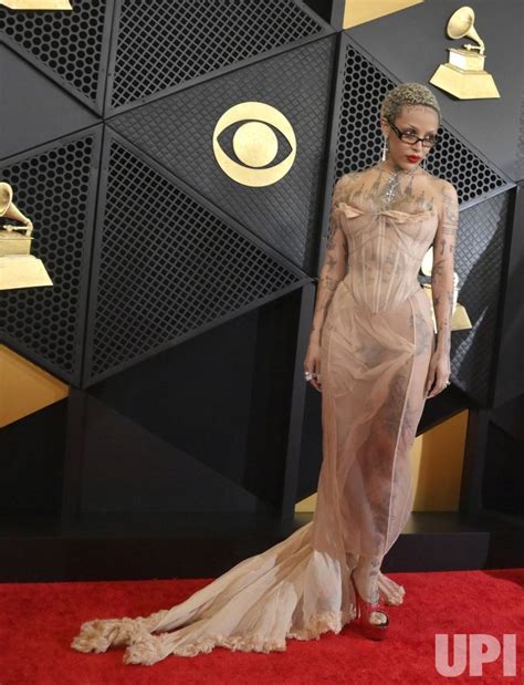 Photo Doja Cat Attends The 66th Grammy Awards In Los Angeles