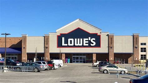 Discover The Benefits Of Working At Lowes How To Find An Online Job
