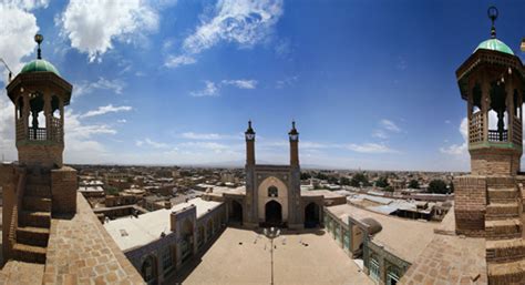 مسجد جامع سبزوار؛ مسجد هفت رنگ قرن هشتم هجری