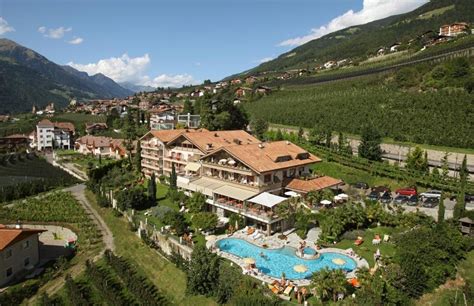 Hotelansicht Hotel Lagrein Scena Schenna • Holidaycheck Südtirol Italien