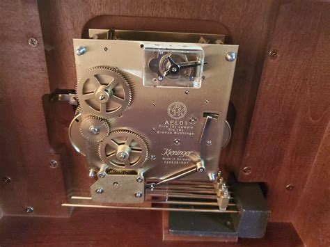 Howard Miller Circa Americana Mantel Chiming Key Wound Clock 630 212