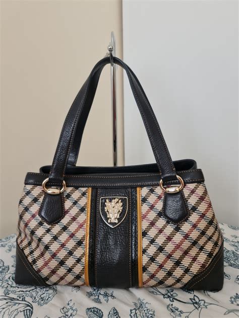 Daks Handbag Luxury Bags And Wallets On Carousell