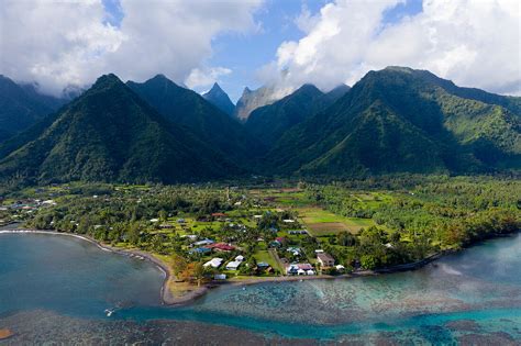Aerial View Of Teahupoo Tahiti French License Image 71315367