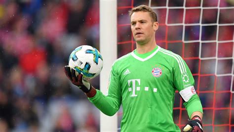 Manuel neuer transfers & career history. Manuel Neuer Steps Up Recovery From Foot Injury As Bayern ...
