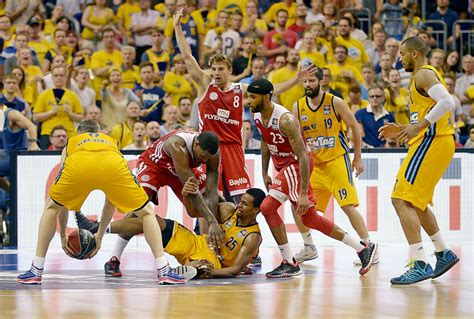 Basketball Bundesliga Bild Und Sport Bild Zeigen Highlight Clips Aller Spiele Axel Springer Se