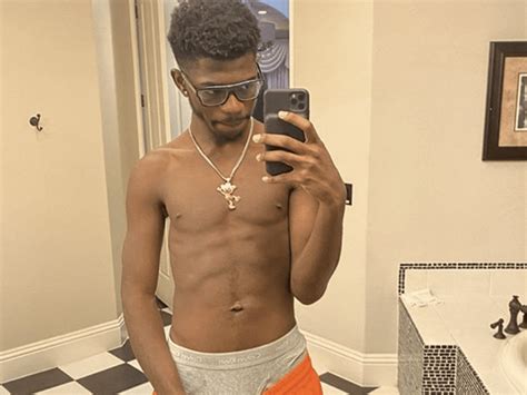Lil Nas X Abs Flexing On Full Display In Instagram Salle De Bains Pic
