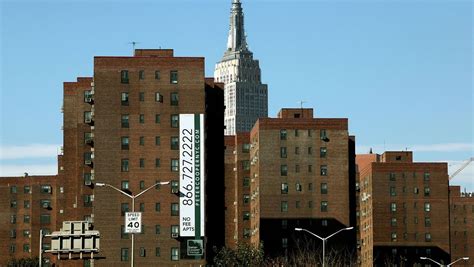 Genauso ist das bei eigentum in einem gebäude. New York: Blackstone und Ivanhoe kaufen 11.200 Wohnungen ...