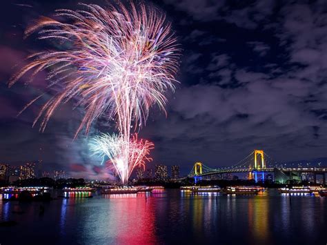 Fireworks In Tokyo Japan Widescreen Wallpaper Fireworks City Wallpaper