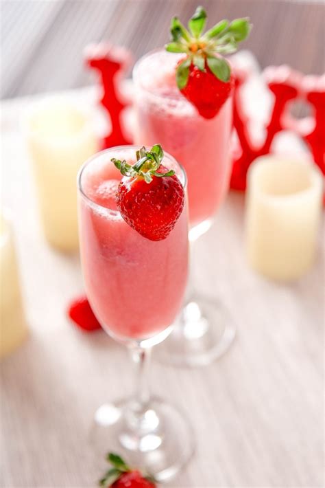 Strawberries And Cream Mimosas Baking Beauty