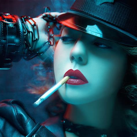 Smoking Women Feast: Niky Macabre