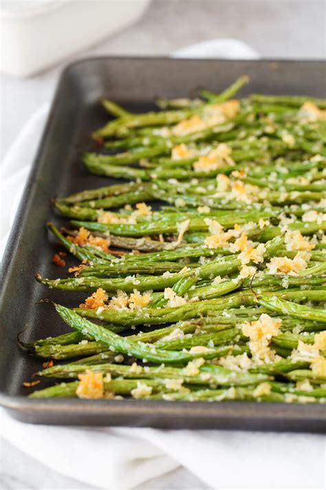 When planning a christmas dinner, there's a good chance you'll have at least one vegetarian guest.luckily, it's easy to plan an entire holiday feast without a bit of meat. 25 Best Green Bean Dishes To Serve At Meals - Easy and ...