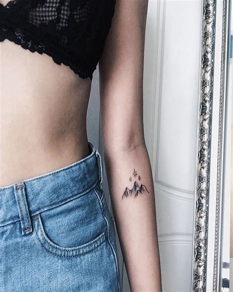 Tatuajes Minimalistas Para Mujeres En El Brazo