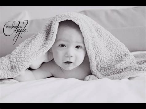 Pin By Linz Warmath On Photoshoot Baby Month By Month 7 Month Baby