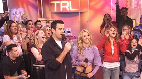 MTV S TRL Officially Returning This Fall Relive 7 Of The Show S Best