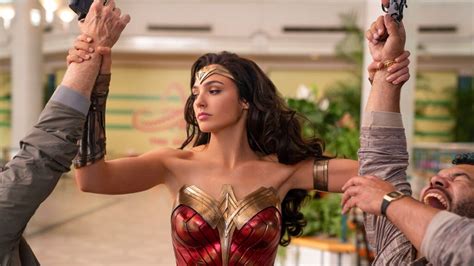 ‘wonder Woman 1984 Review When You Wish Upon A Stone And An Uneven