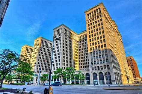 Detroits Most Iconic Buildings Mapped Curbed Detroit