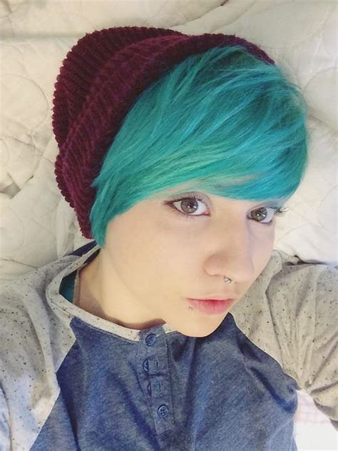 I Wish I Could Pull Off This Hair Color Dyed Hair Blue