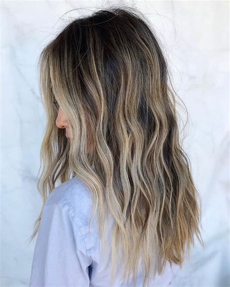 Hair like this perfect for those who want to stand out from the crowd. 10 Female Long Hairstyle with Color Trend - Women Long ...