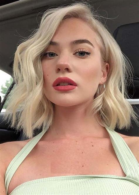 This is a bob with layers on shorter hair to give it a voluminous style. Awesome Blonde Bob Haircut Styles for Women in 2019 ...