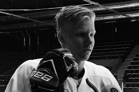 rasmus dahlin focusing on his development early in 2018 nhl draft year eyes on the prize