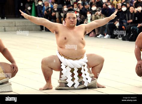 Tokyo Japan 27th Jan 2017 Newly Promoted Sumo Grand Champion