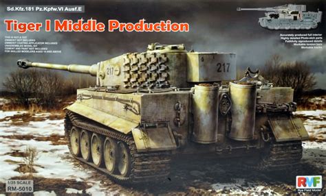Ryefield Model Kit No RM 5010 Tiger I Middle Production With