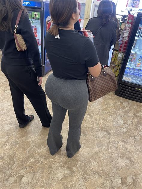 First Ever Post Bbl Latina Spandex Leggings And Yoga Pants Forum