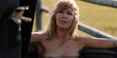 Kelly Reilly Naked Scene From Yellowstone Series Scandal Planet