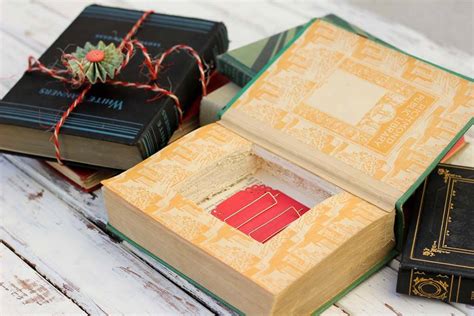 If these were on display and you didn't know any better, would you be able to tell the difference? DIY Gift Box (Made From a Vintage Book!) - Make & Do Crew