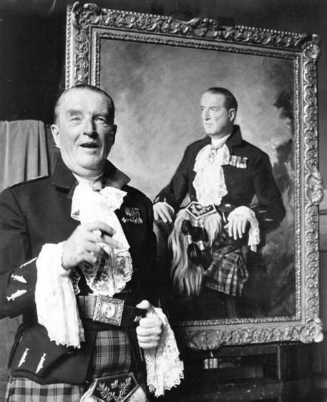 ian campbell 11th duke of argyll 13th july 1963 the duke beside a newlyfinished portrait 483×