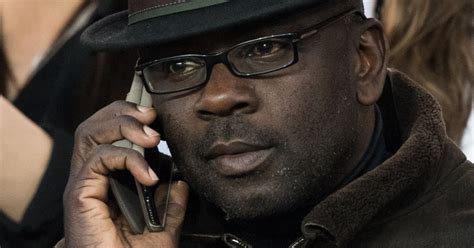 Select from premium lilian thuram of the highest quality. Lilian Thuram regarde son fils Marcus (évoluant au poste d ...