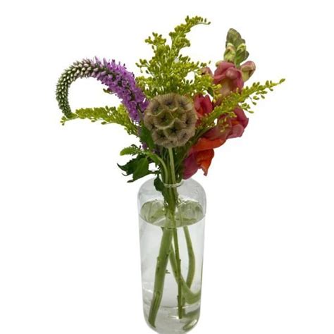 Country Garden Bud Vases Breezy Day Weddings Coordination And Floral Design San Diego