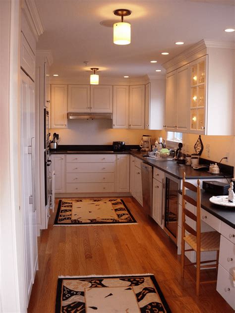 Small Kitchen Lighting Ideas That You Can Adopt Small
