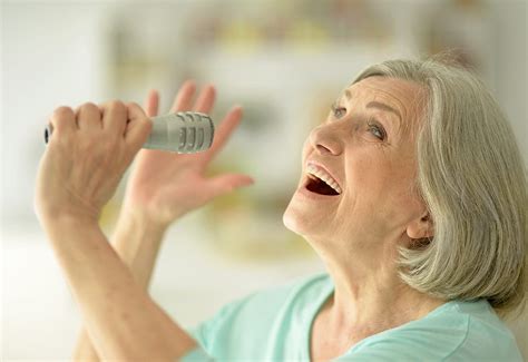 5 Surprising Health Benefits Of Singing Good Lives For Older People