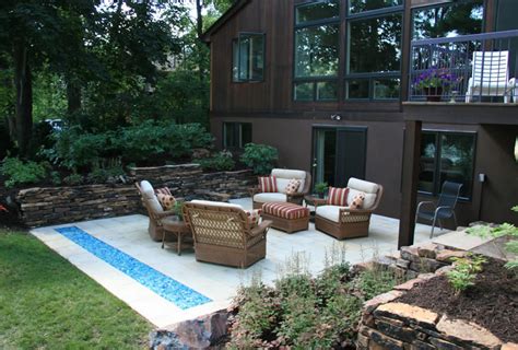 Learn how to create an urban garden in any indoor or outdoor space with these simple tips and diy ideas! HOME DESIGN: Modern Landscapes Design Exterior