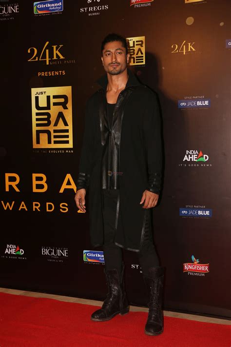 He was born on 10th december, 1980 (age 40 years as of 2020) at kanpur, uttarpradesh. Vidyut Jammwal at Urbane Awards 2019 in St Regis hotel in ...