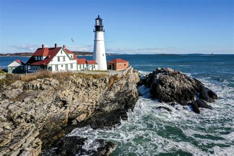 The 12 Greatest Lighthouses In Maine