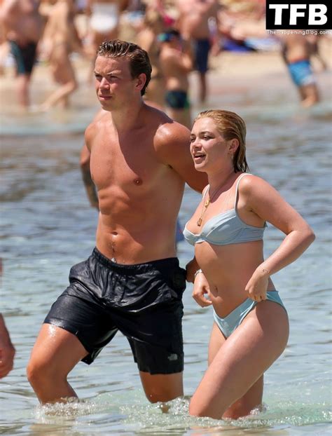 Florence Pugh Will Poulter Enjoy A Flirty Beach Day In Ibiza 14