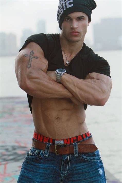 Raciel Castro Male Fitness Model Bodybuilding And Fitness Zone