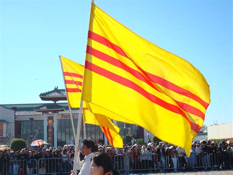 Filesouth Vietnamese Flag Parade Wikimedia Commons