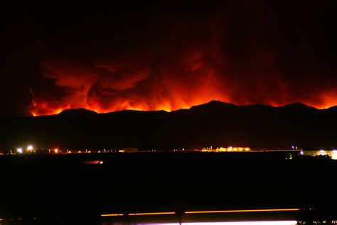 My Mom Took This From Her House Near The Los Alamos Fire Last Night Pics