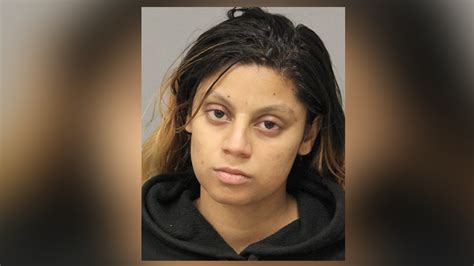 Roosevelt Long Island Woman Arrested After Slapping 7 Week Old Daughter Police Say Abc7 New York