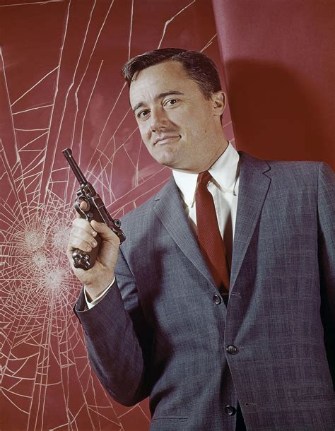 Robert Vaughn The Man From Uncle Star Dies At 83 Chicago Tribune