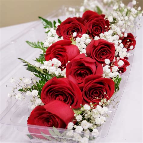 Flower Bouquet Pics Red Roses 50 Red Roses Bouquet In Dubai By Dfd