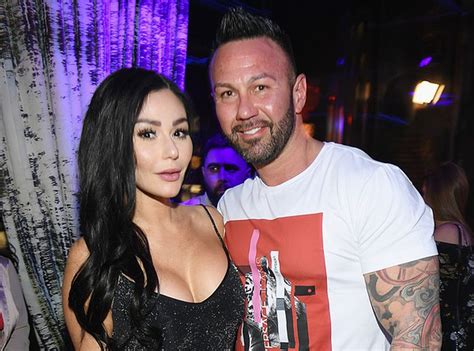 ‘jersey Shore Star Jwoww Claims Husband Constantly Threatens To Post