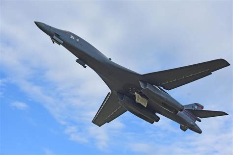 Usaf To Retire 17 B 1b Lancer Strategic Bombers During Fiscal Year 2021