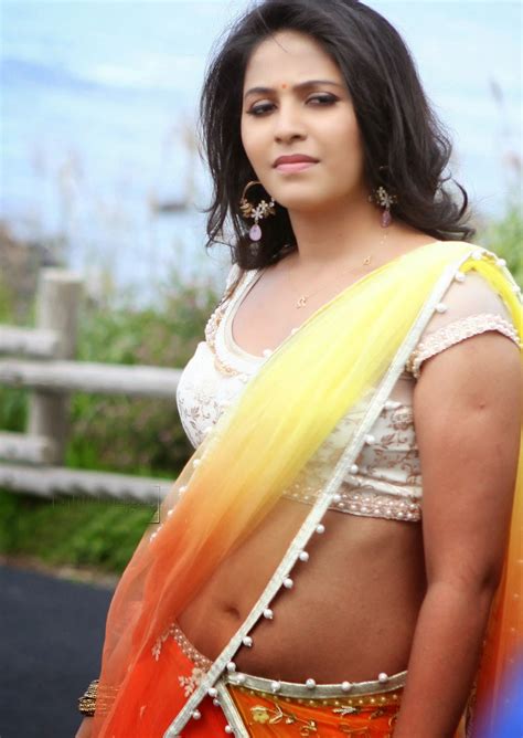 Hot Actress Anjali Low Hip Saree Below Navel Photos South Indian Actress Imagedesi Com